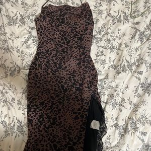 Large zipper slit dress